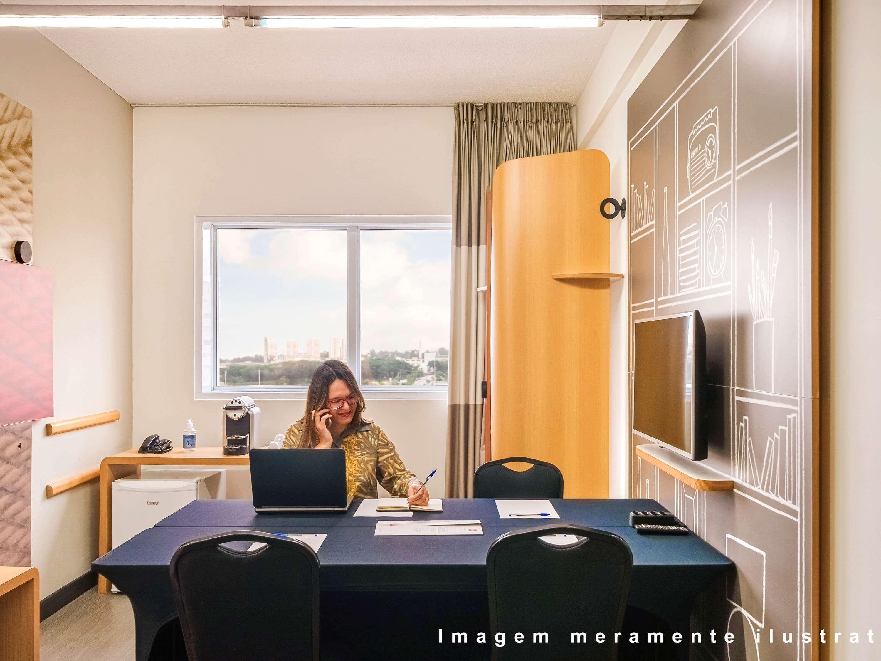 Ibis Paulista